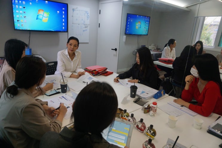  VIP 이미지메이킹 프로세스 퍼스널컬러 진단 및 활용법 70기 image consulting 전문가 과정