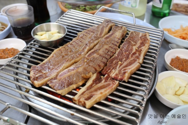  맛있는 LA갈비를 뜯다...^^  -일산맛집 백석동 신촌서서갈비-