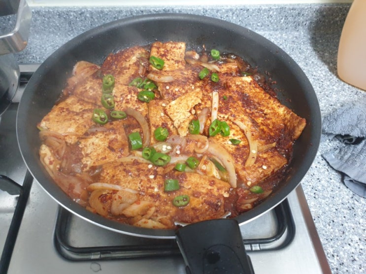  김수미 두부조림 간장양념래시피 양파넣고 맛있게