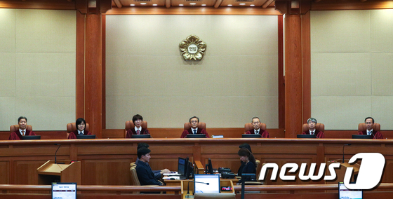 병원이 미용시술까지 보험금 청구…헌재 "환자 사기죄 아냐" 병원이 미용시술까지 보험금 청구…헌재 "환자 사기죄 아냐"