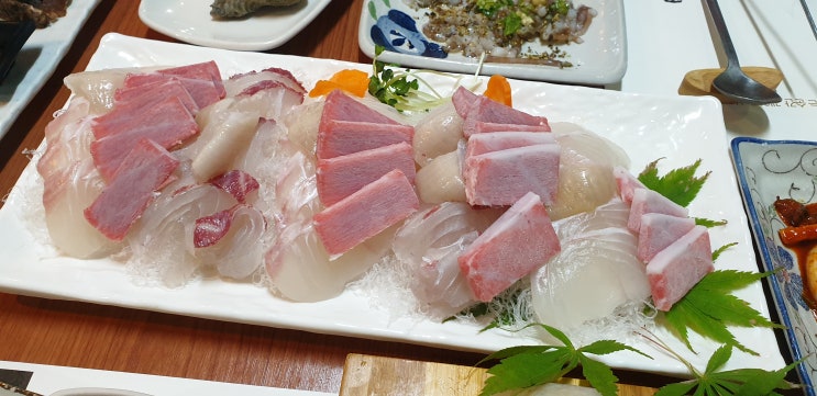  두정동 횟집 섬 푸짐한 식사
