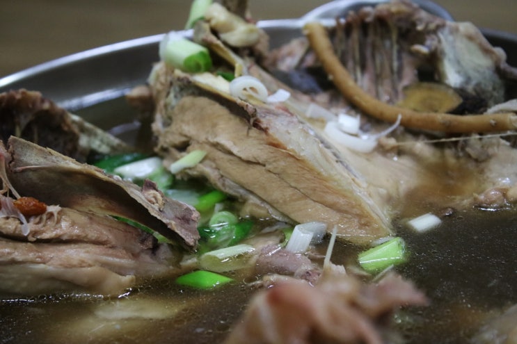  율암온천맛집 보약을 먹는 기분이 들었던 보양식 인정가마솥옻닭