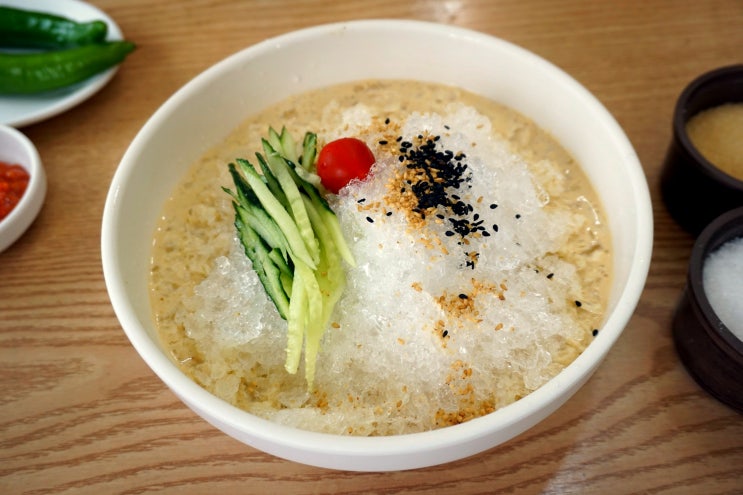  부산 감천문화마을 맛집 '정혜바지락손칼국수'