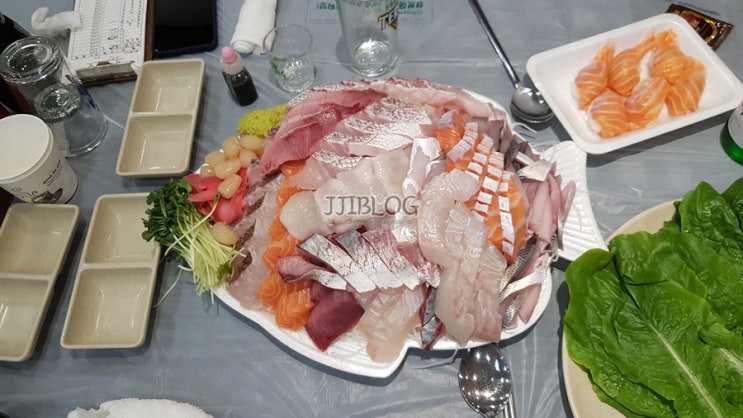 노량진수산시장 모듬회 전어 맛집 하루수산