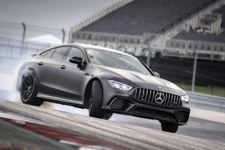  ‘메르세데스-AMG GT 4도어 쿠페’ 국내 공식 출시