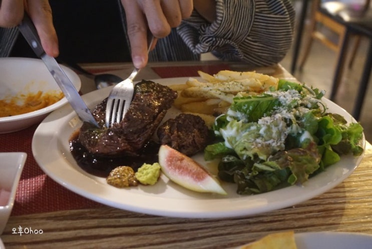  데이트하기 딱 좋은 성신여대 맛집 팬쿡 본점  새우게살 로제파스타 고르곤졸라 피자 부채살 스테이크 먹고 옴