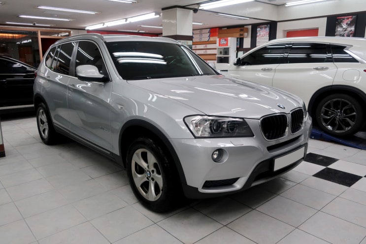 마포구 BMW X3 트렁크 리어 범퍼 덴트 복원