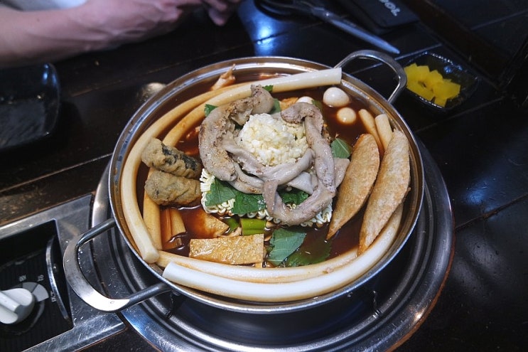 명동 가볼만한곳 떡볶이 맛집 화떡 곱창과 떡볶이의 만남