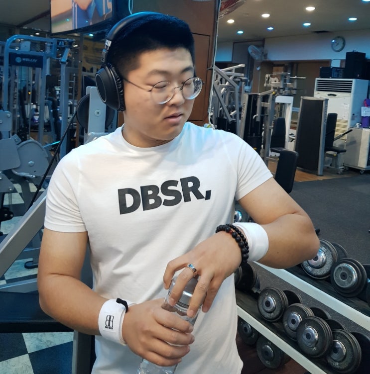  트레이너는 뭐 먹고 뭐 하고 살아? 쇠쟁이 혹은 헬창의 일상속으로