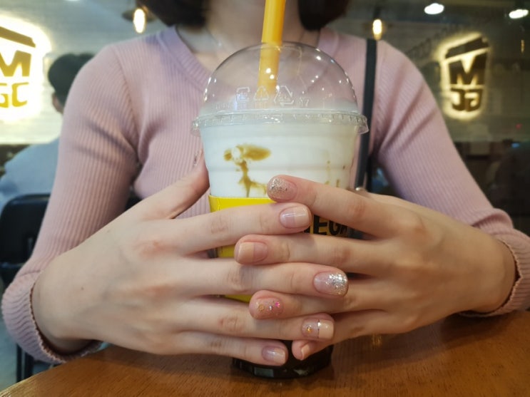  당산역네일 아트가너무이쁜 네일앤제이 NAIL&J 존예로워~