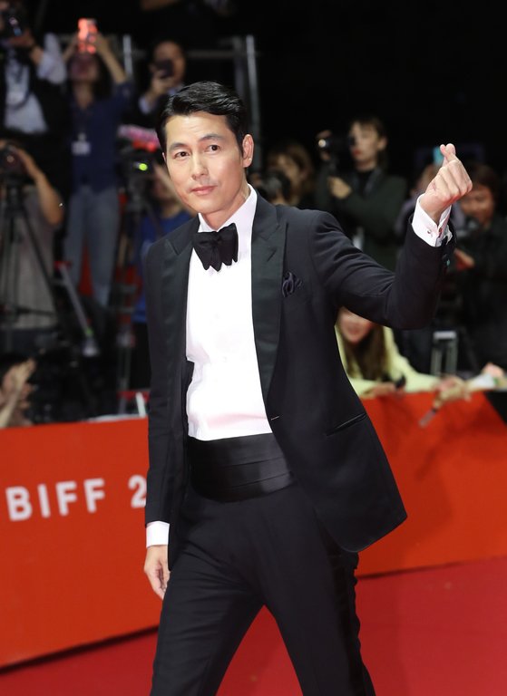  정우성이 진행, 난민 소녀 노래한 부산국제영화제 개막식