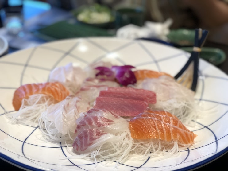  길조호텔 일식당 깔끔하네요