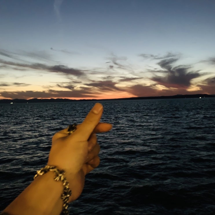  19:10:-4