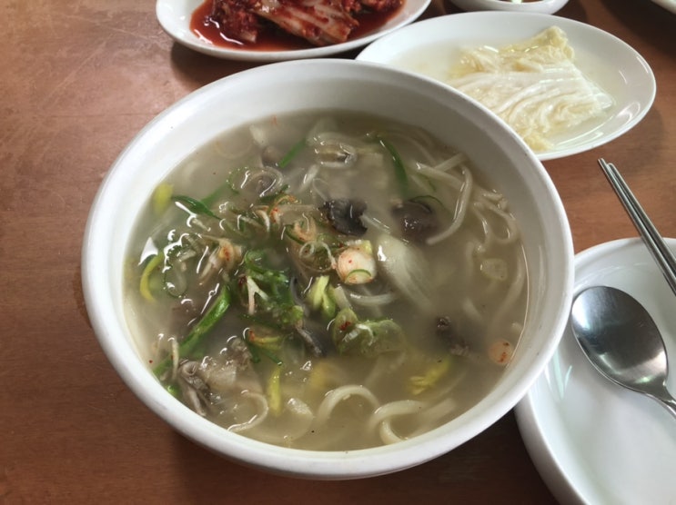  삼청동 칼국수-사골칼국수 맛집 황생가 칼국수