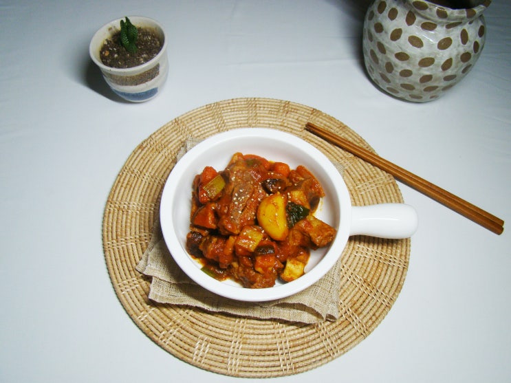  매운 돼지갈비찜 만드는 방법 입맛 살려주는 매콤한 맛