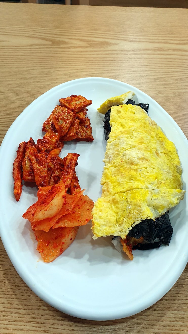  서면 유명한 밥집. 팔미분식 입니다!