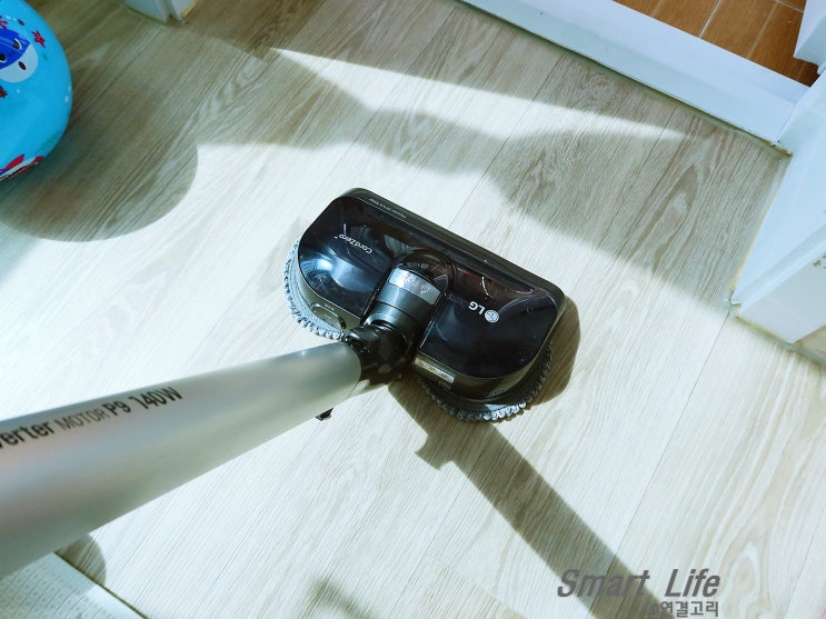  무선청소기 LG 코드제로 A9 물걸레 다양한 키트 사용 후기.
