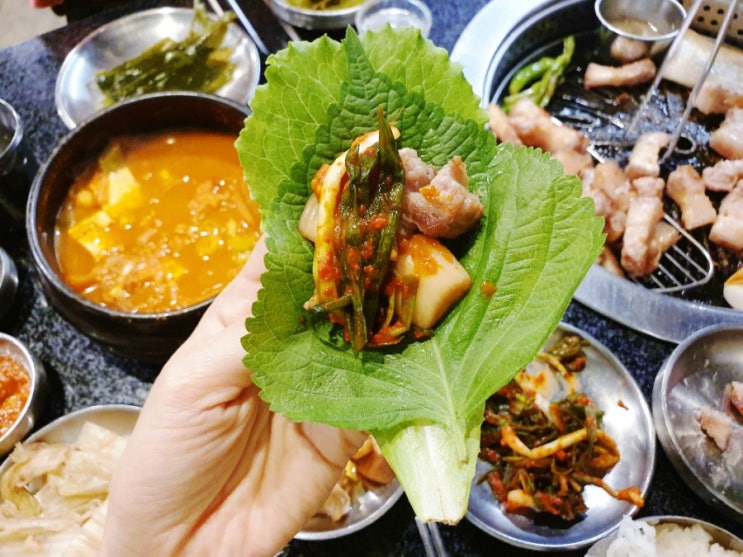  합정역 고기집 새벽숯불가든 제주토종 흑돼지의 참맛