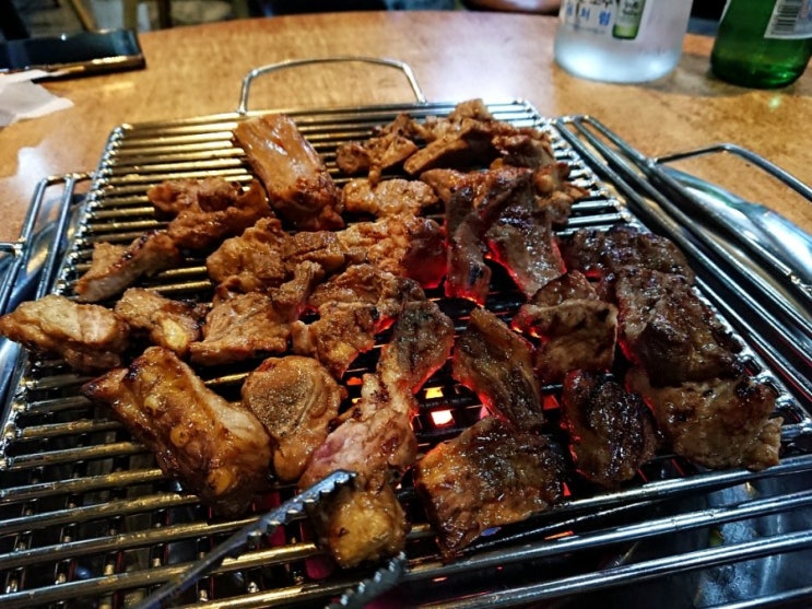  서울 봉천동/서울대입구역 '돈뼈락연탄갈비' 돼지갈비