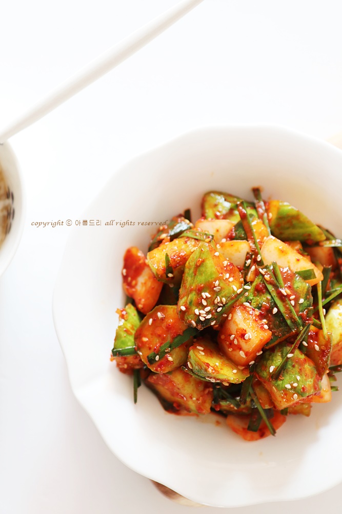  아삭아삭 맛있는 오이무침! 햇고추가루 ,국산참기름 이삭방앗간