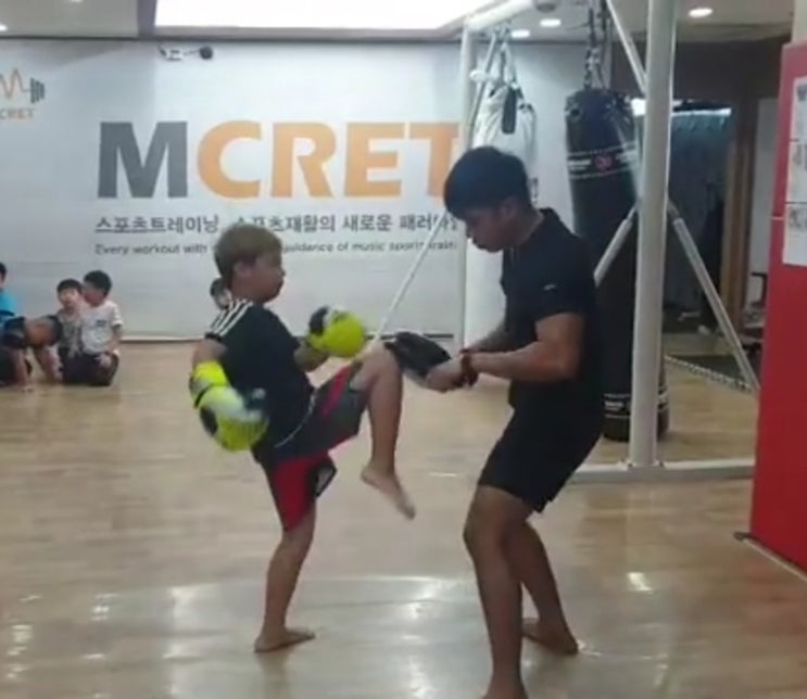  초등부도 제대로 배울 수 있는 곳! 양산신도시MMA 초등부 킥복싱 수련 모습!<어린이복싱 어린이킥복싱 어린이주짓수>