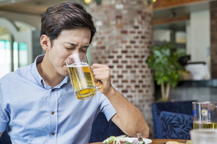  치아건강에 음주가 끼치는 영향!