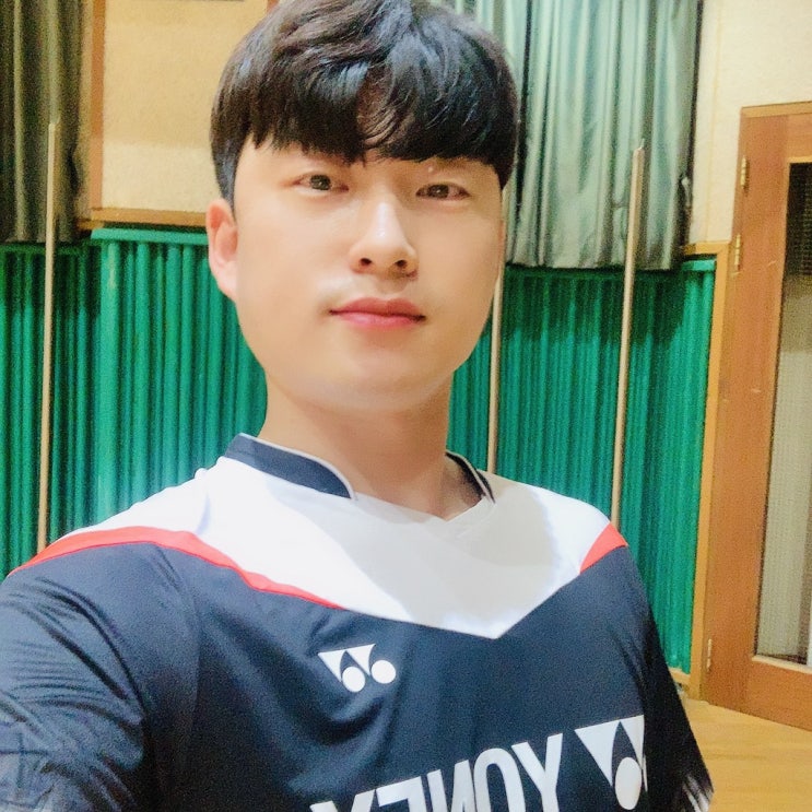  [요넥스 패널단 8기] 이용대도 입은 요넥스 신상 93TS015M 한층 업그레이드된 디자인을 만나다.