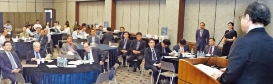  [한국경제위기] 한국, 이미 장기침체에 진입 - 한경