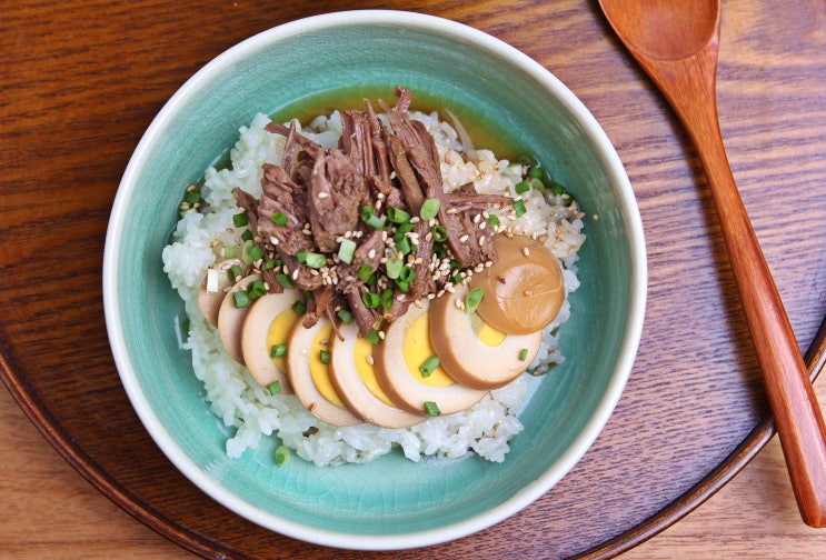  간편한 한그릇요리 혼밥, 장조림버터비빔밥~