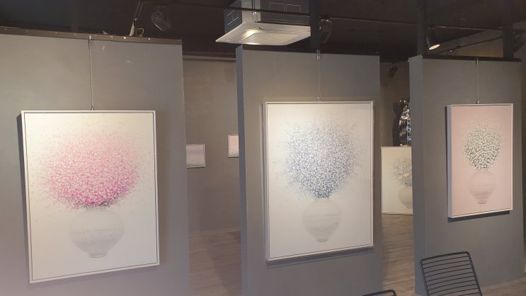  아트리에 강남에서 10월 미술 전시회 '안광식 작가 초대전'을 엽니다.