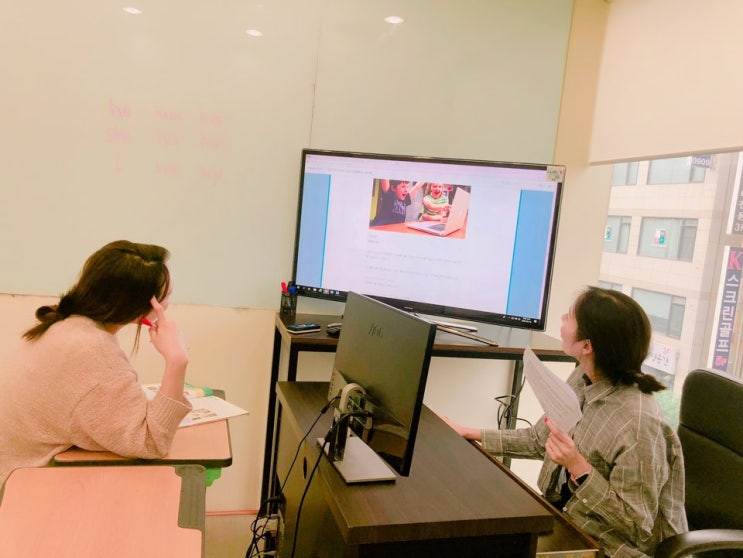  주엽 생활영어회화  shove 표현 알아보기!