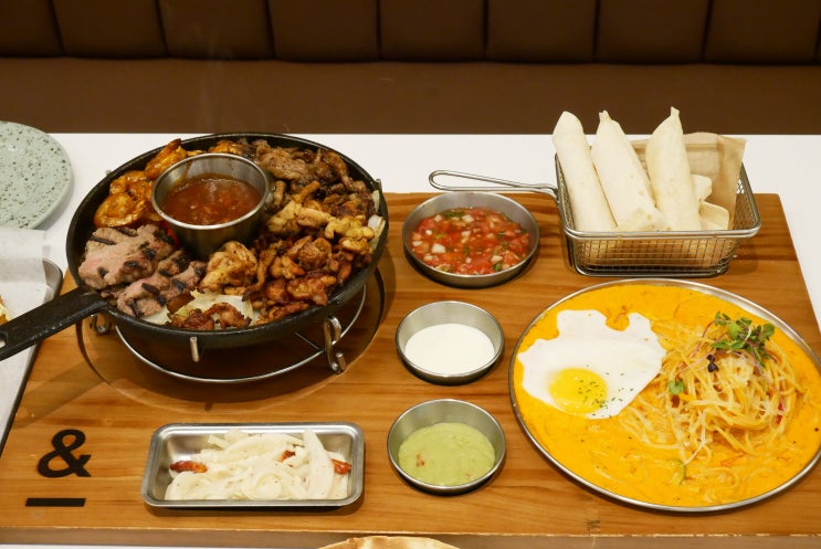  편안함이 있는 합정 맛집