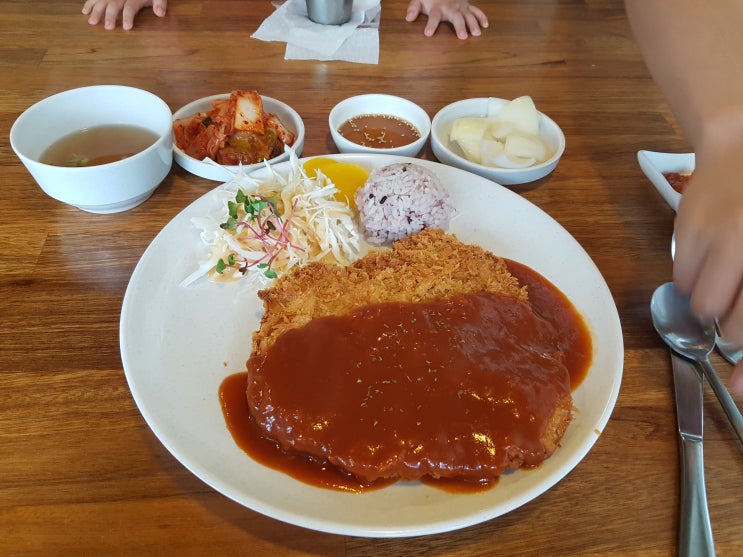  경주 황기순 돈까스