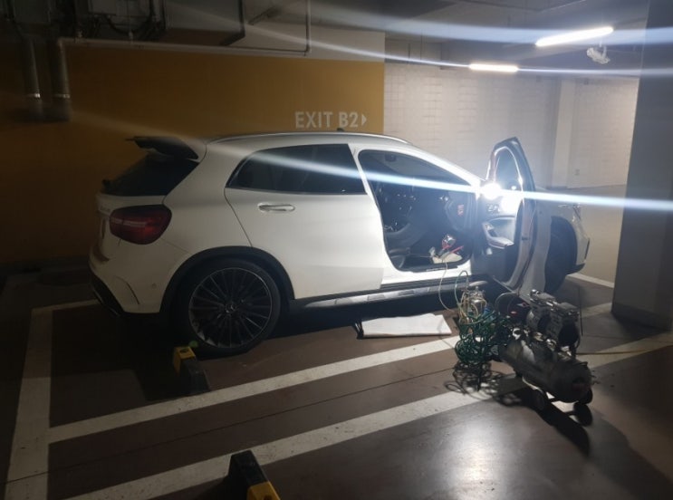 자동차 차량 에바크리닝 에어컨 히터 비린 냄새제거 자동차 차량 에바크리닝 에어컨 히터 비린 냄새제거