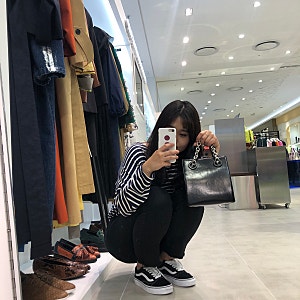 평촌 롯데백화점 피플오브더월드 소가죽가방 미러백 반했음