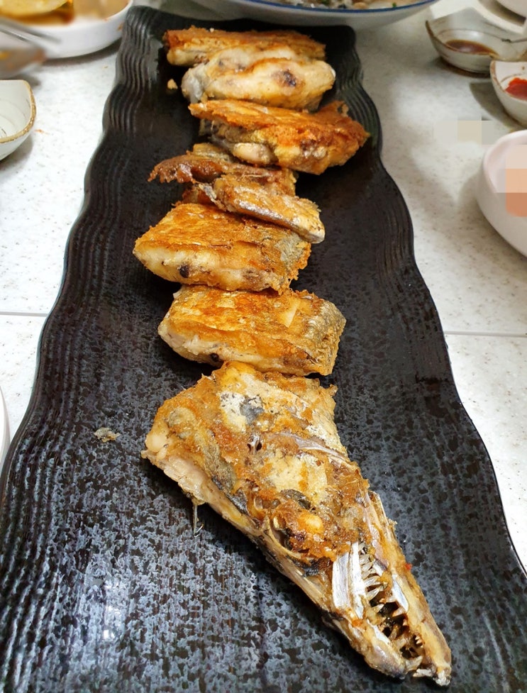  서촌 맛집 '경복궁오감', 손맛 담긴 해산물·전 한정식