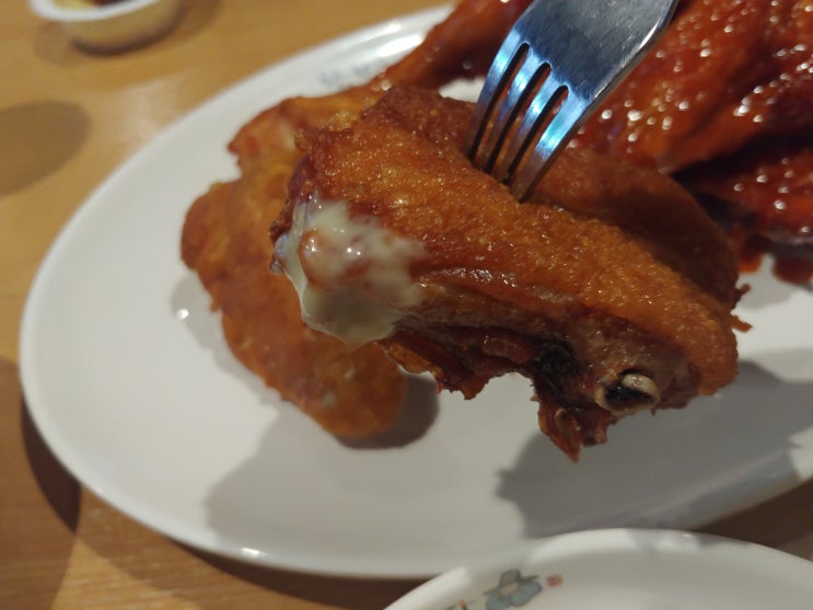 신설동 치킨 또봉이통닭 양념반 후라이드반 솔직후기