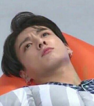  아미밤케이스 사고시픈데, 위플리답변이..