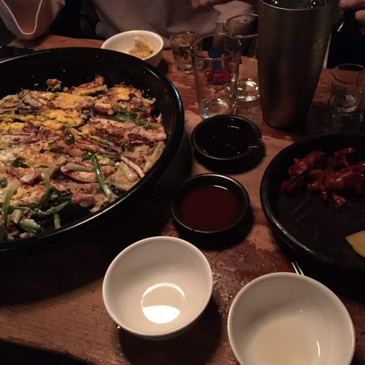  대명동 계대 술집 | 명덕역 막걸리집 놋그릇과 항아리