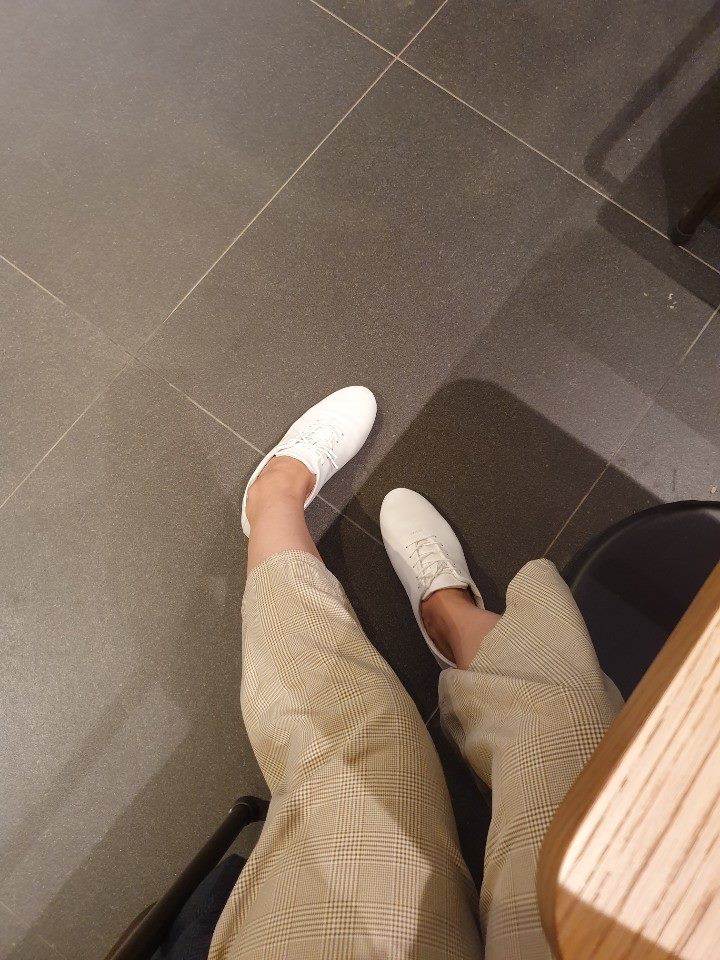  바스토 여자신발 깃털처럼 가벼운신발 매일 발이가