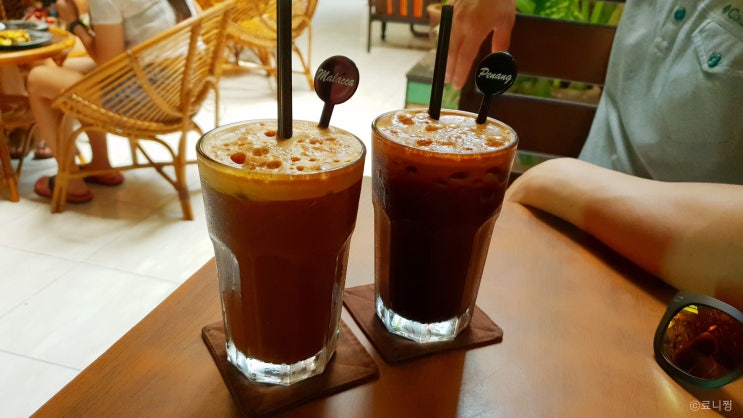  말레이시아 (말라카+쿠알라룸푸르) 여행 / 카페 맛집 ; Calanthe Art Cafe 에서 맛있는 말레이 13개주 커피 모두 맛보세요!