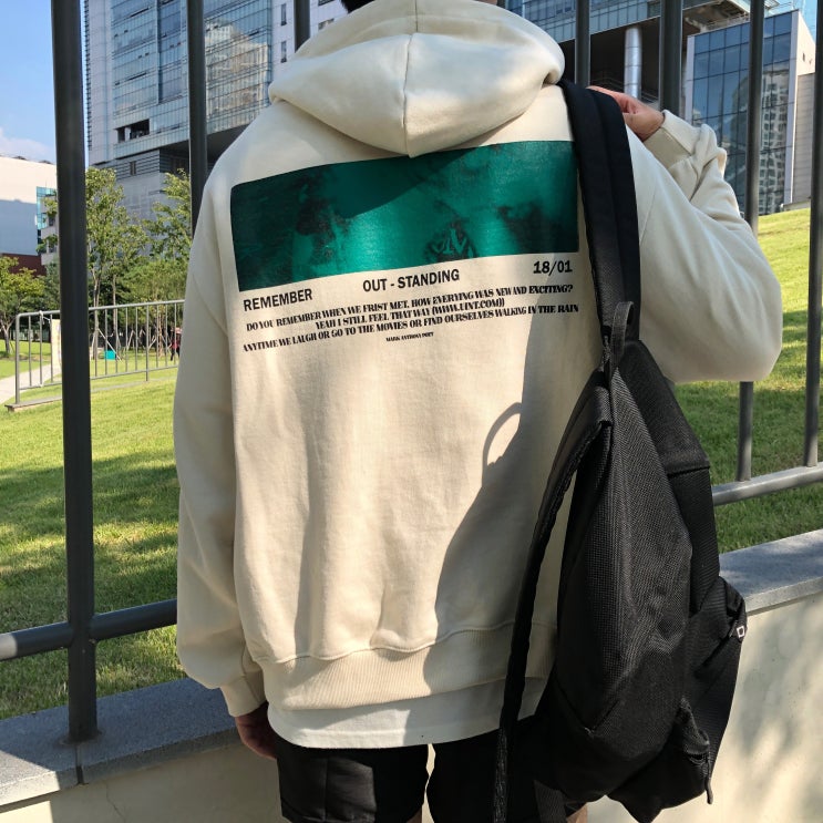  염따 후드티? 벤틀리? FLEX!