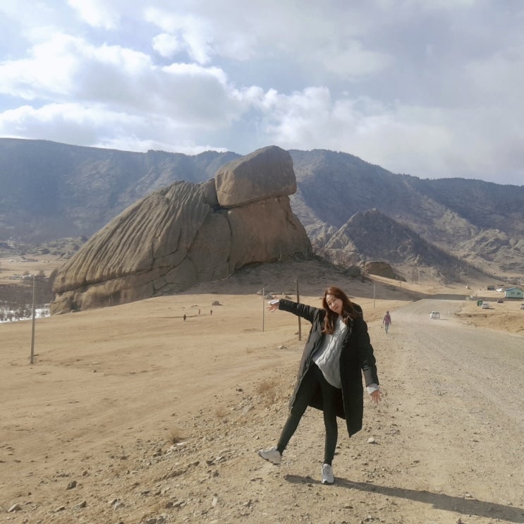 몽골여행 2일차 / 칭기즈칸 마동산, 테를지 국립공원, 거북바위, 아리야발사원, 전통게르, 승마체험