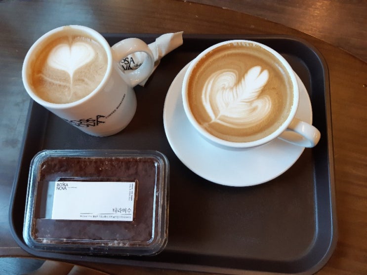  안목해변 카페거리 뷰가너무 멋진   맛집 보사노바 카페