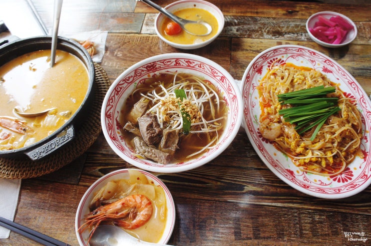  강남역 태국음식 나이쏘이 똠양꿍 갈비국수 팟타이 다 묵으따