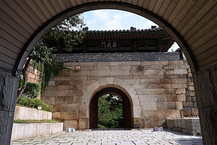  나는 너다 - 황지우 / 사진 - 한양도성순성길 창의문구간 창의문안내소 백악산정상 청운대 말바위안내소