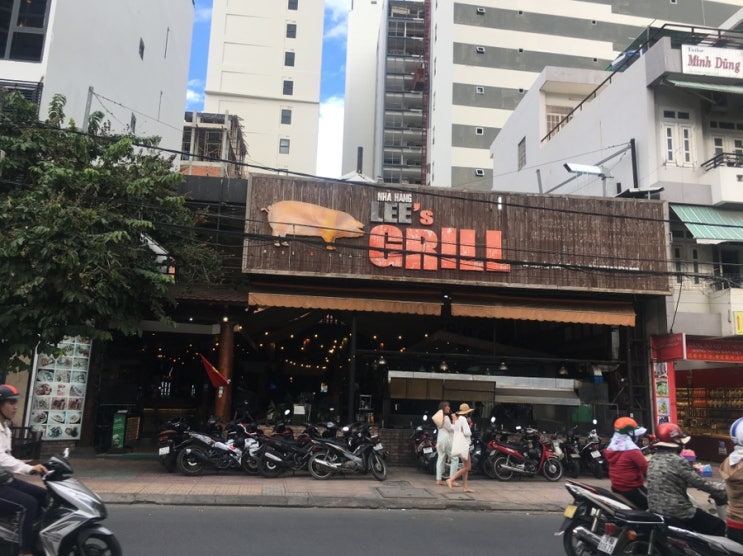  베트남 나트랑 여행, 한국인이 운영하는 식당 리스그릴