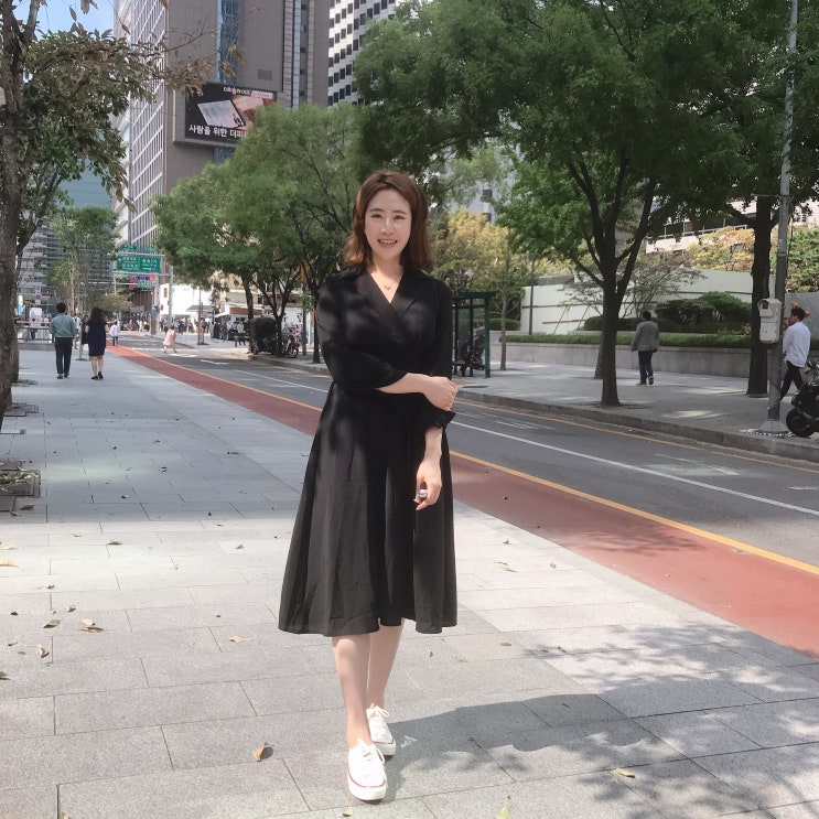  오피스룩 체크 사항! 리리앤코 리뉴비 카라 롱 원피스