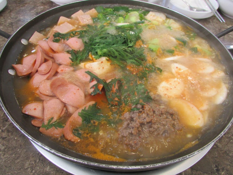  일산 부대찌개 훼미리부대찌개 포장도 굿