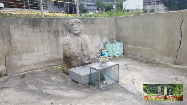  경기도 기도터-용인시 백암면 박곡리 석불입상(보살상) 기도터